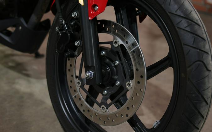 2017 CB300F - RED - Honda