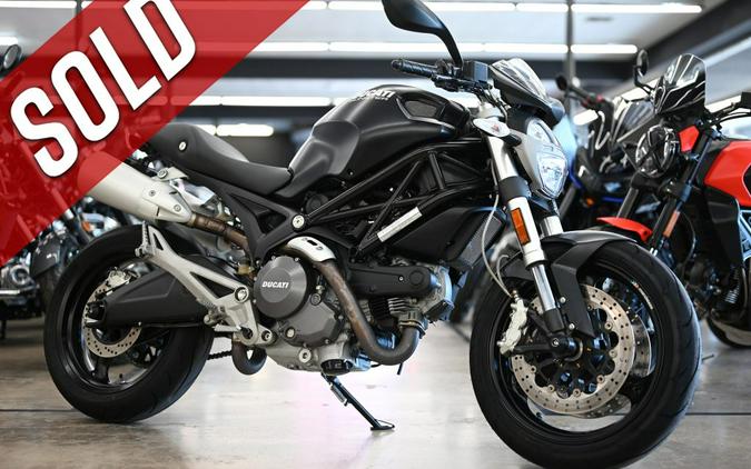 2009 Ducati Monster 696