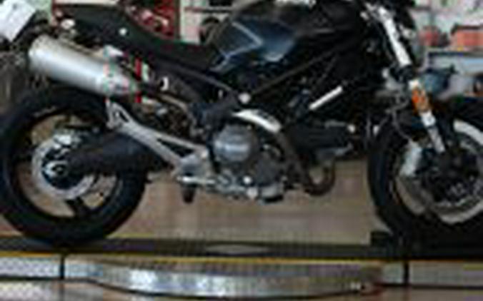2009 Ducati Monster 696