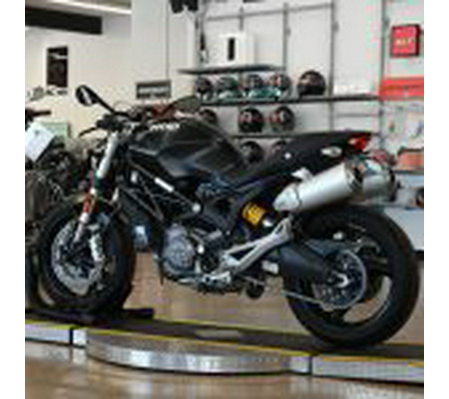 2009 Ducati Monster 696