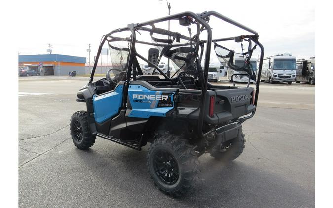 2025 Honda Pioneer 1000-5 Deluxe