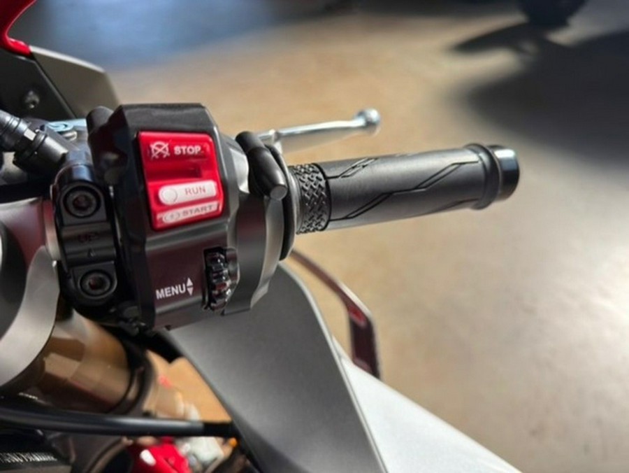 2026 Yamaha YZF-R1 70th Anniversary Edition