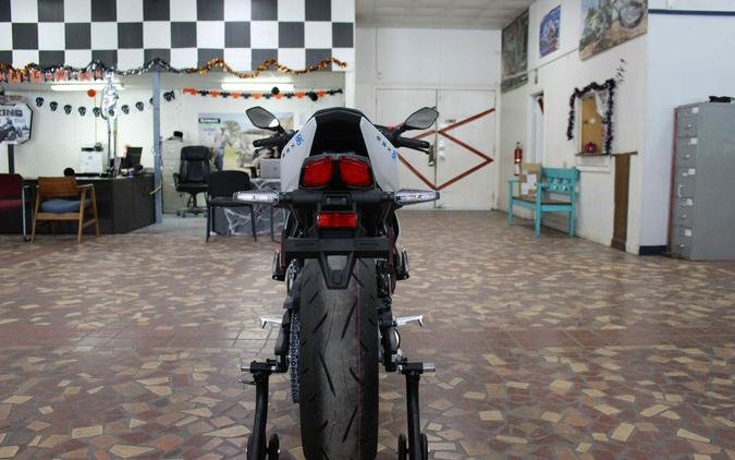 2026 Suzuki GSX-8R GSX-8R - T7100575