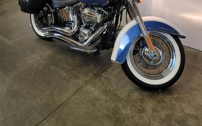 2015 Harley-Davidson Softail Deluxe Two-Tone White Hot Pearl/Blue Hot Pearl FLSTN103