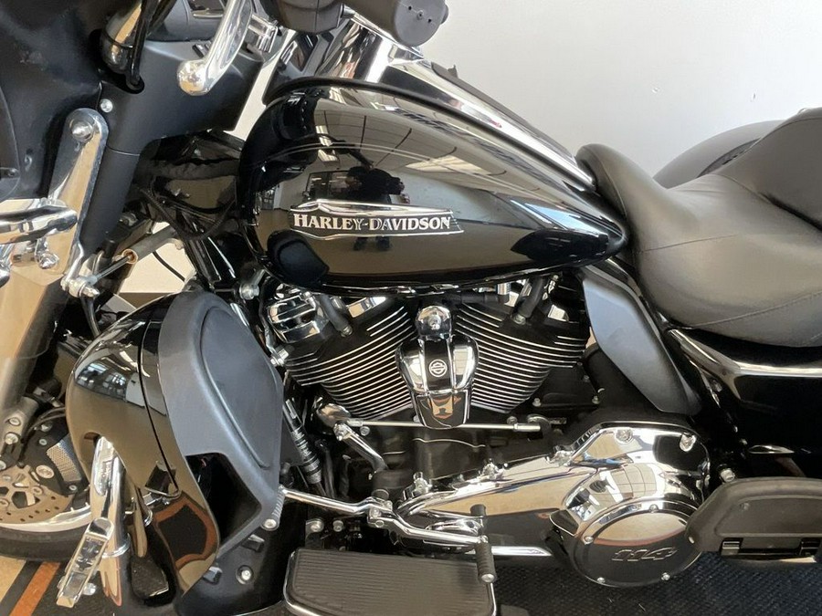 2021 Harley-Davidson® FLHTCUTG - Tri Glide® Ultra