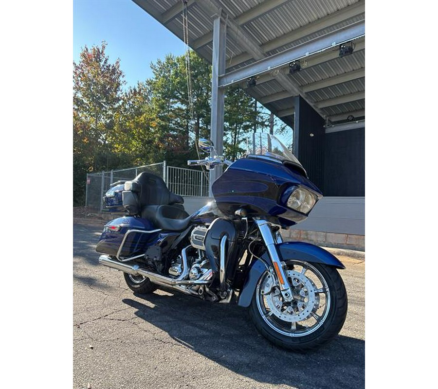 2015 Harley-Davidson CVO™ Road Glide® Ultra