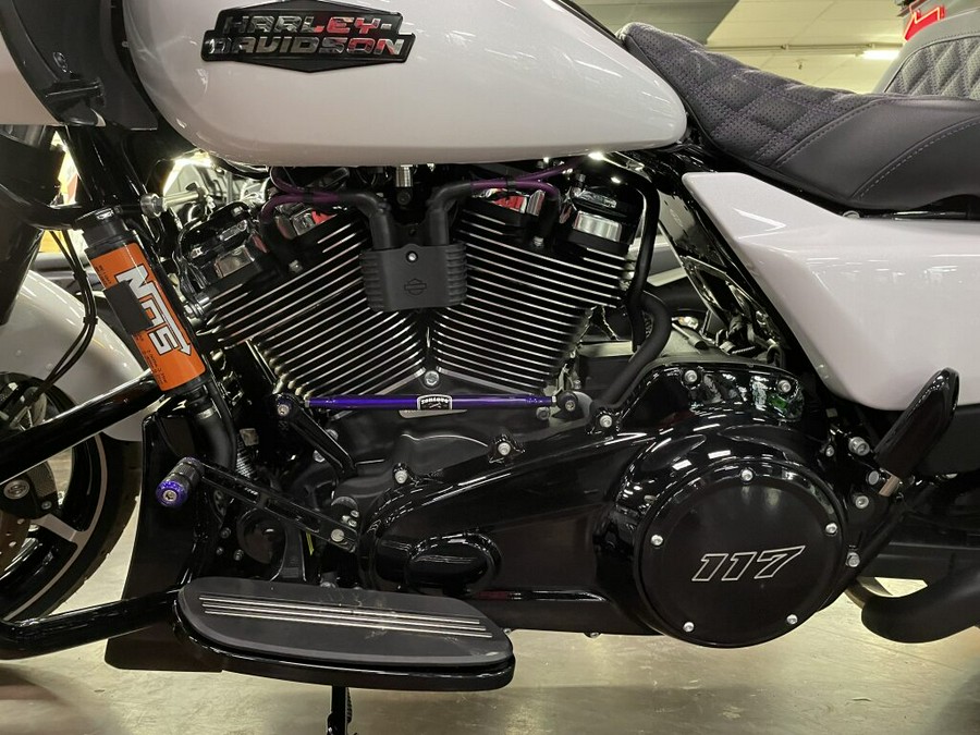 2025 Harley-Davidson® CVO™ Road Glide®