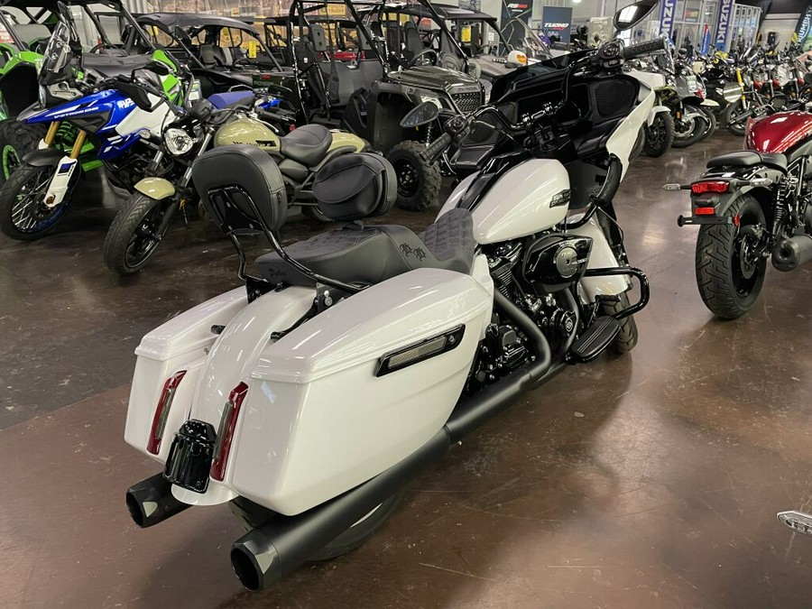 2025 Harley-Davidson® CVO™ Road Glide®