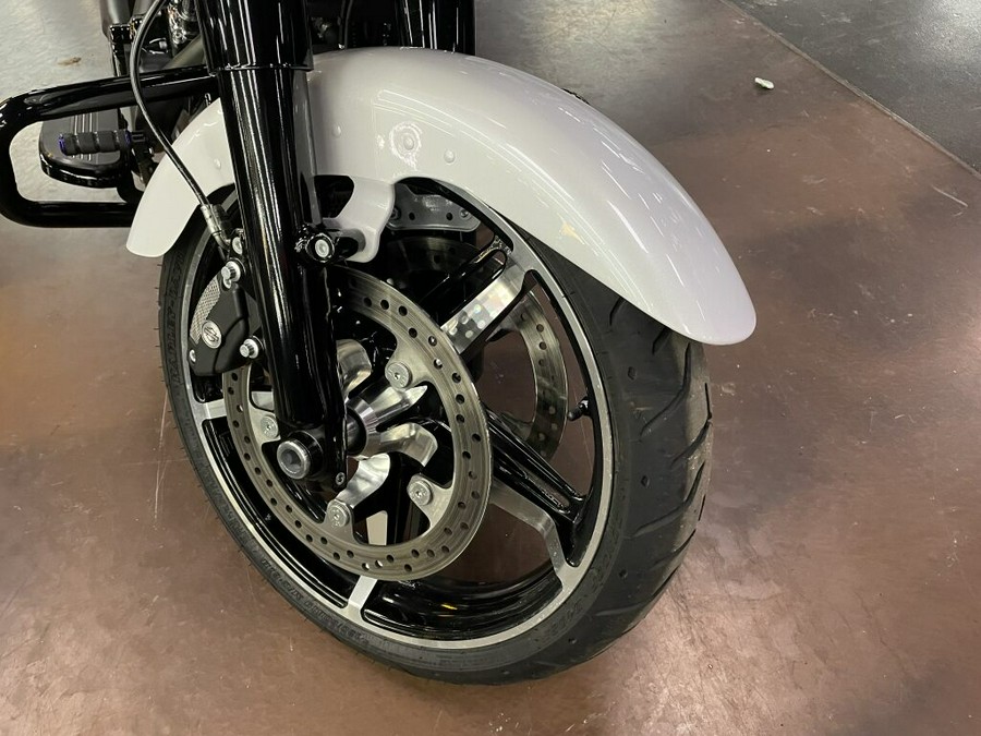 2025 Harley-Davidson® CVO™ Road Glide®