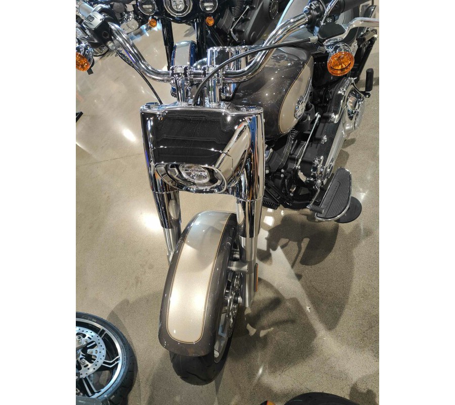 2023 Harley-Davidson Fat Boy 114 Gray Haze/Silver Fortune