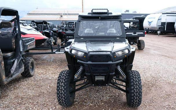 2020 Polaris® RZRS10EPS