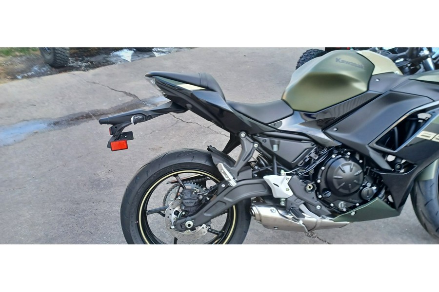 2024 Kawasaki NINJA 650 ABS KRT EDITION