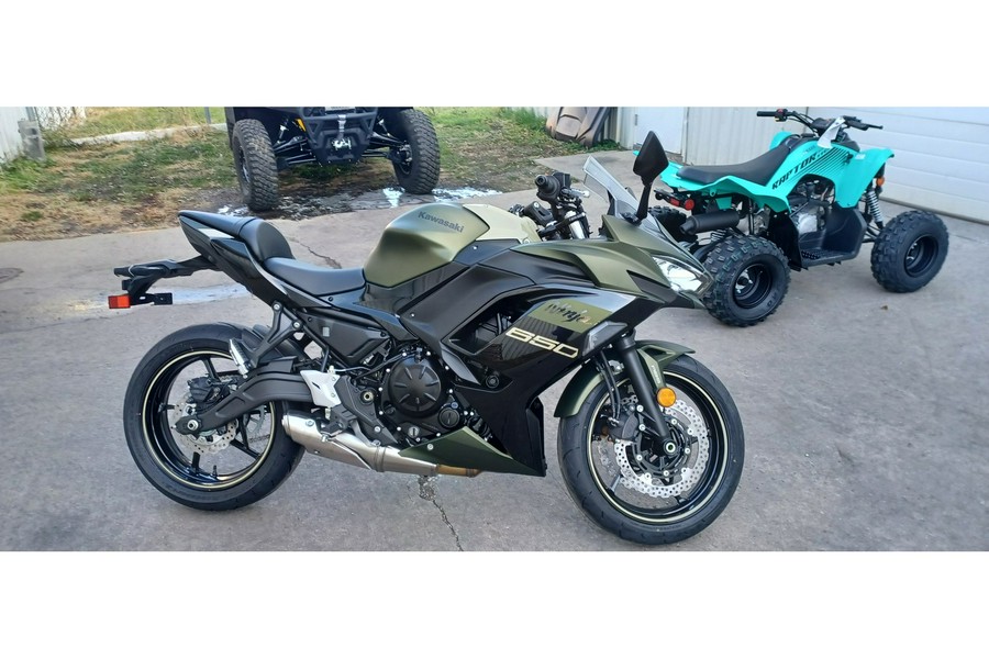 2024 Kawasaki NINJA 650 ABS KRT EDITION