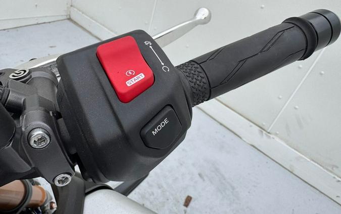 2025 Yamaha MT 09 SP