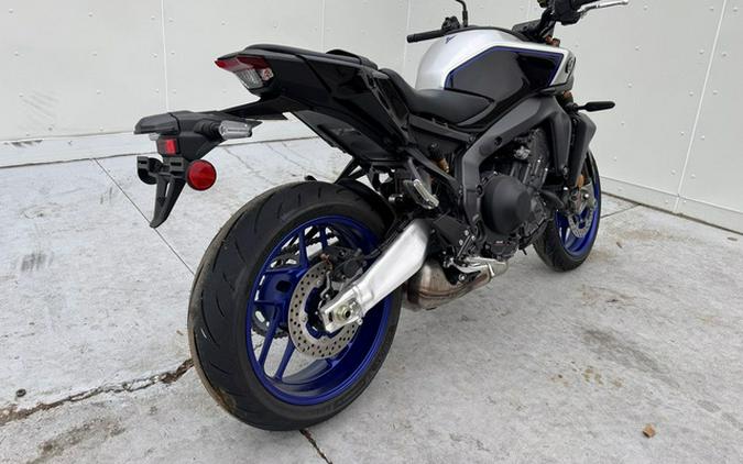 2025 Yamaha MT 09 SP