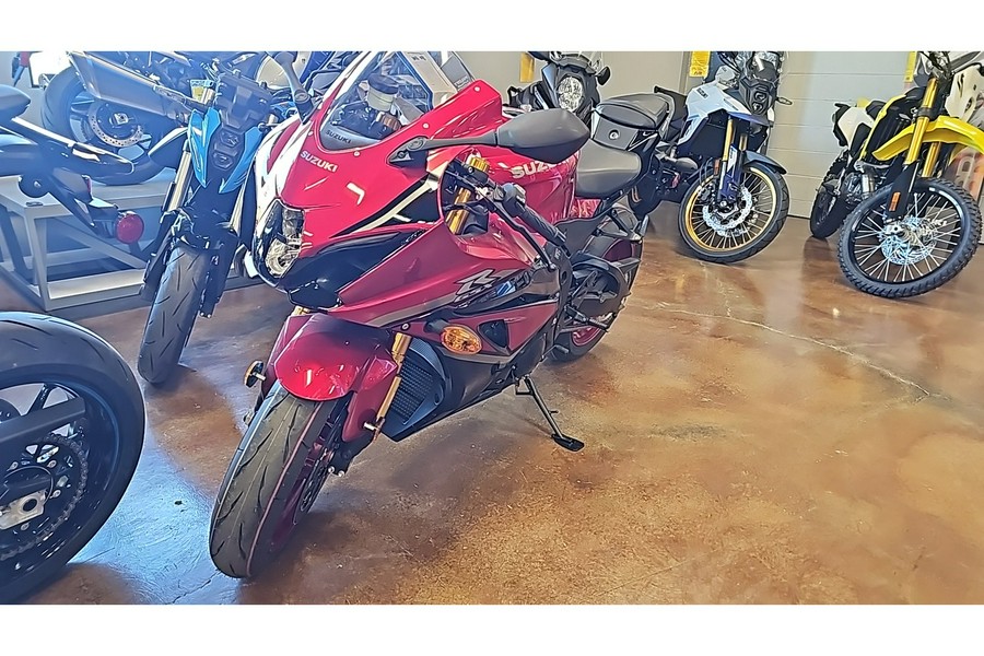 2025 Suzuki GSX-R1000RAM5