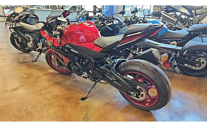 2025 Suzuki GSX-R1000RAM5