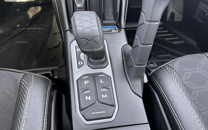 2026 Can-Am® Maverick R MAX X rc