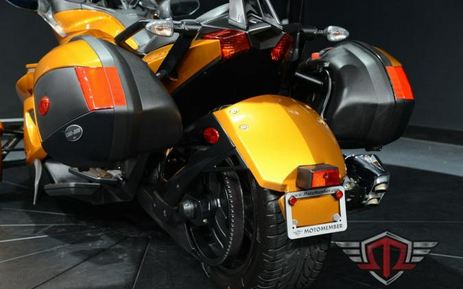 2014 Can-Am Spyder ST Limited SE5