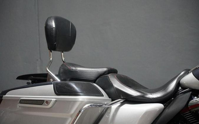 2019 Harley-Davidson® FLHXSE - CVO™ Street Glide®