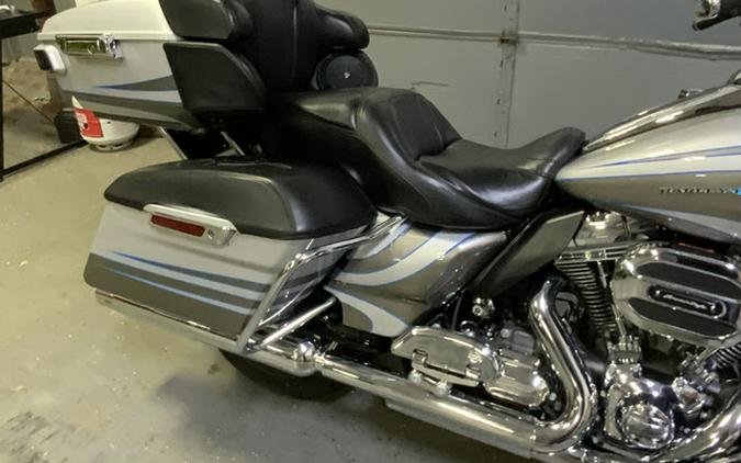 2016 Harley-Davidson FLTRUSE CVO Road Glide Ultra