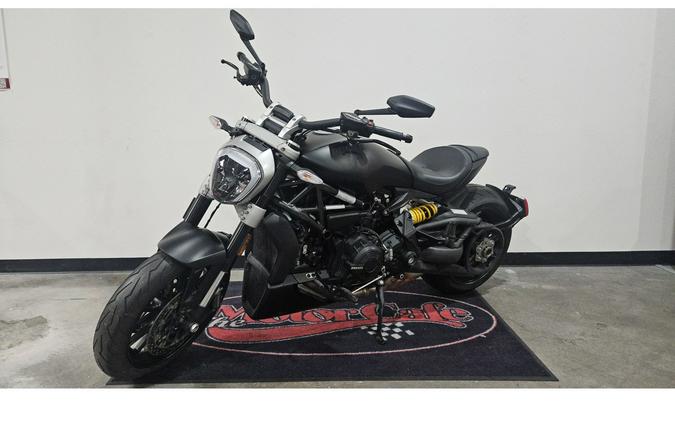 2023 XDiavel Dark - Ducati