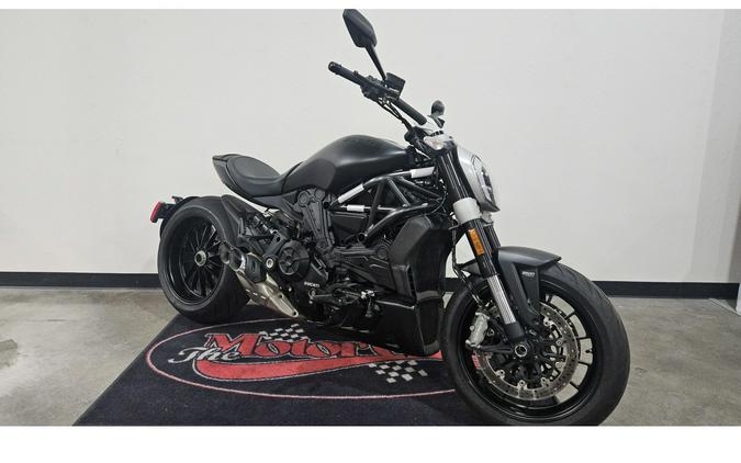 2023 XDiavel Dark - Ducati