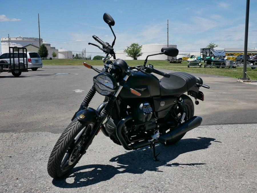2026 Moto Guzzi V7 Stone