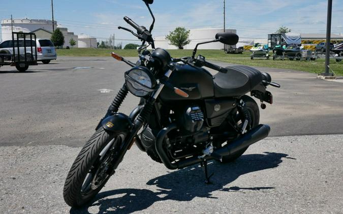 2026 Moto Guzzi V7 Stone