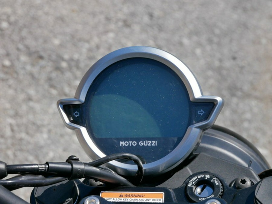 2026 Moto Guzzi V7 Stone