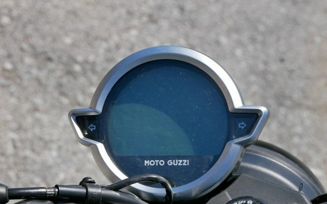 2026 Moto Guzzi V7 Stone