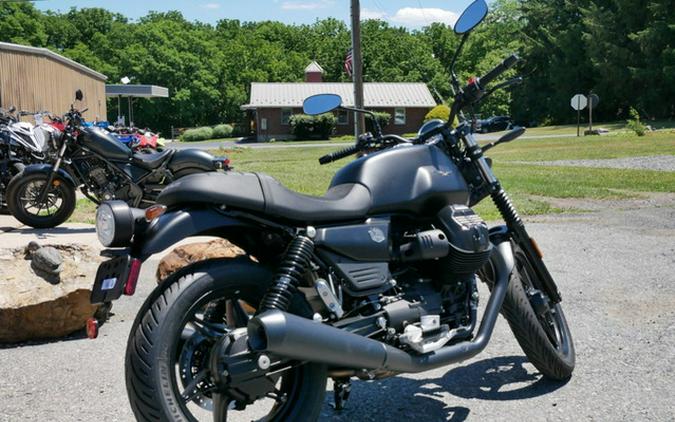 2026 Moto Guzzi V7 Stone