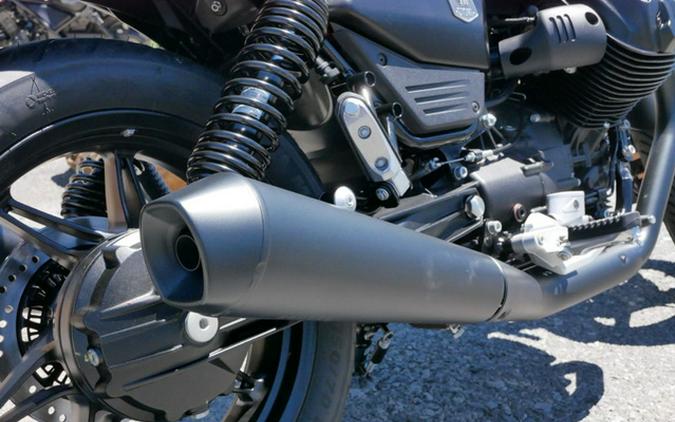2026 Moto Guzzi V7 Stone