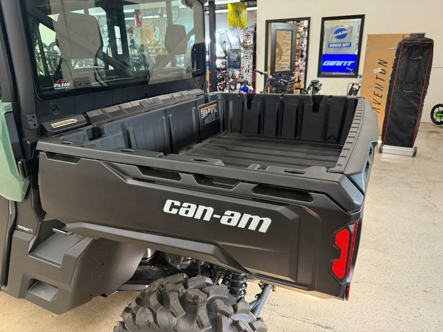 2026 Can-Am Defender MAX DPS CAB HD10