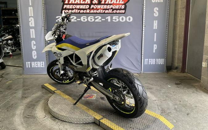 2019 Husqvarna® 701 Supermoto