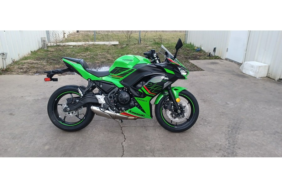 2024 Kawasaki NINJA 650 ABS KRT EDITION