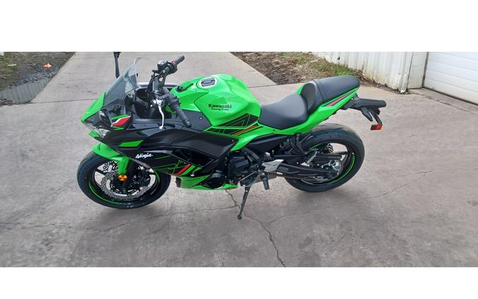 2024 Kawasaki NINJA 650 ABS KRT EDITION