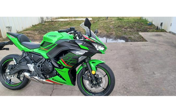 2024 Kawasaki NINJA 650 ABS KRT EDITION