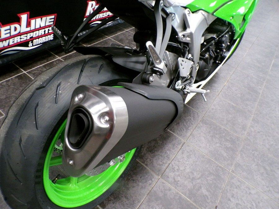 2024 Kawasaki Ninja® ZX™-6R 40th Anniversary Edition ABS