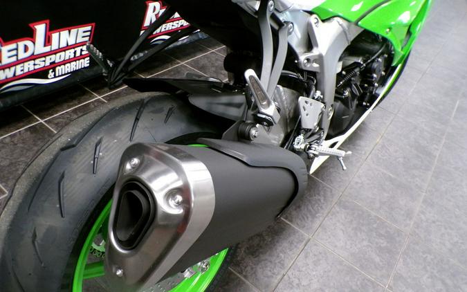 2024 Kawasaki Ninja® ZX™-6R 40th Anniversary Edition ABS