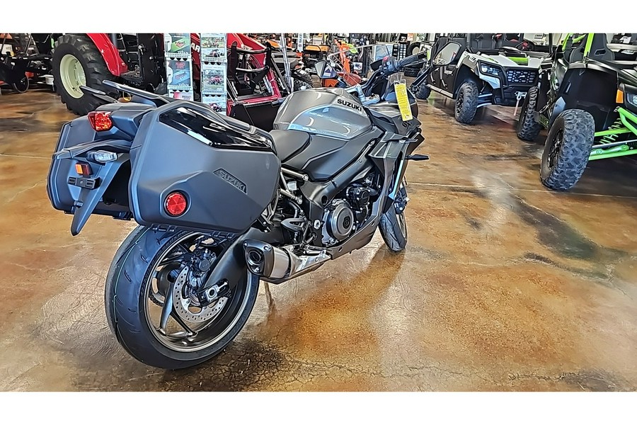 2025 Suzuki GSX-S1000GT+