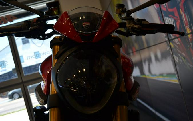 2026 Ducati MONSTER SP