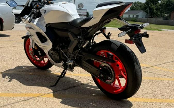 2023 Yamaha YZF-R7