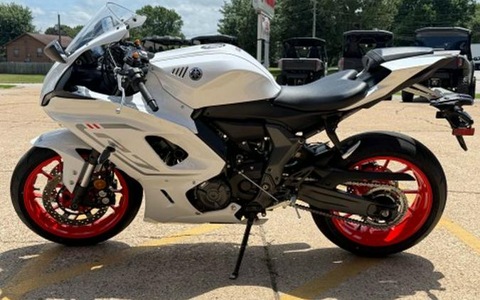 2023 Yamaha YZF-R7