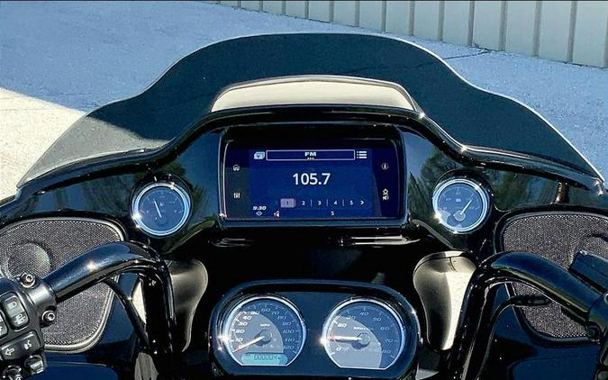 2024 Harley-Davidson® FLTRT - Road Glide® 3