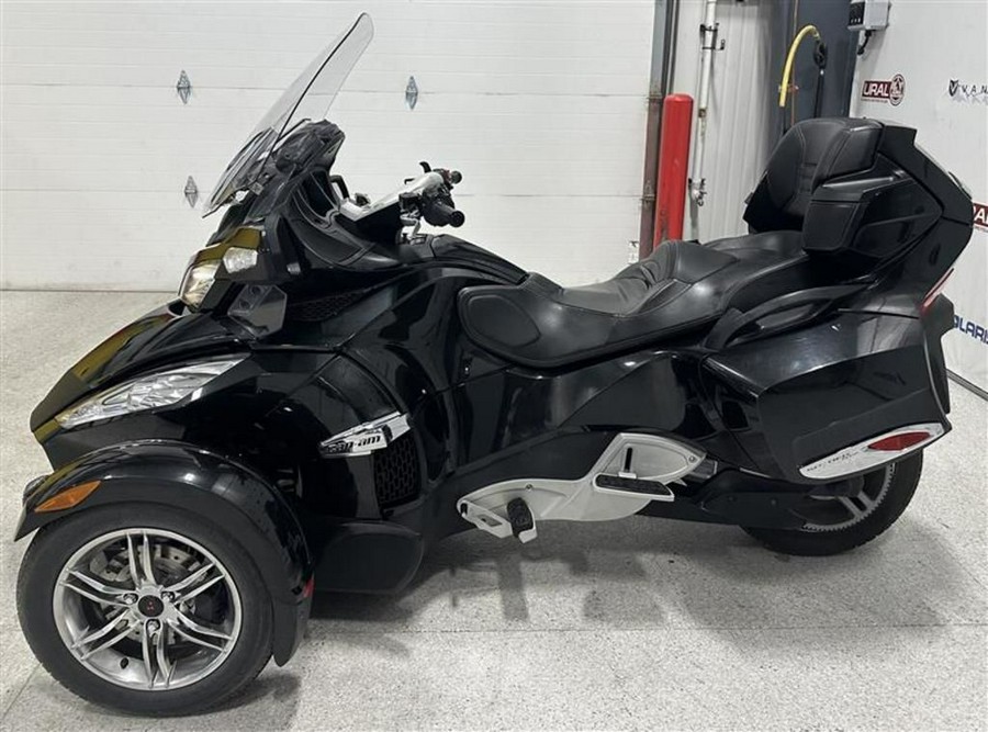 2010 Can-Am® Spyder Roadster RT-S