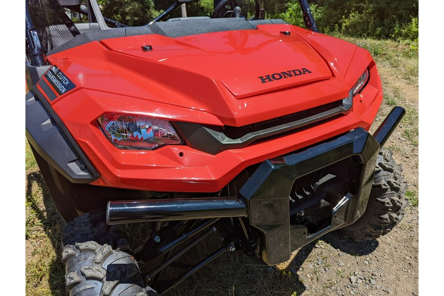 2025 Honda Pioneer 1000 Deluxe