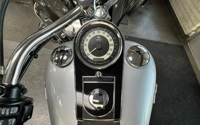 2015 Harley-Davidson FLSTN - Softail Deluxe