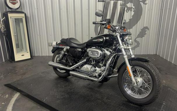 2017 Harley-Davidson® XL1200C - 1200 Custom