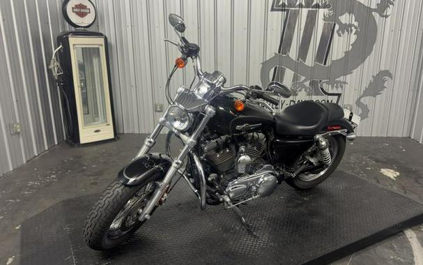 2017 Harley-Davidson® XL1200C - 1200 Custom